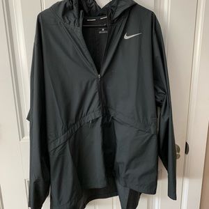 Women’s Nike 3X Woven Jacket NWOT!
